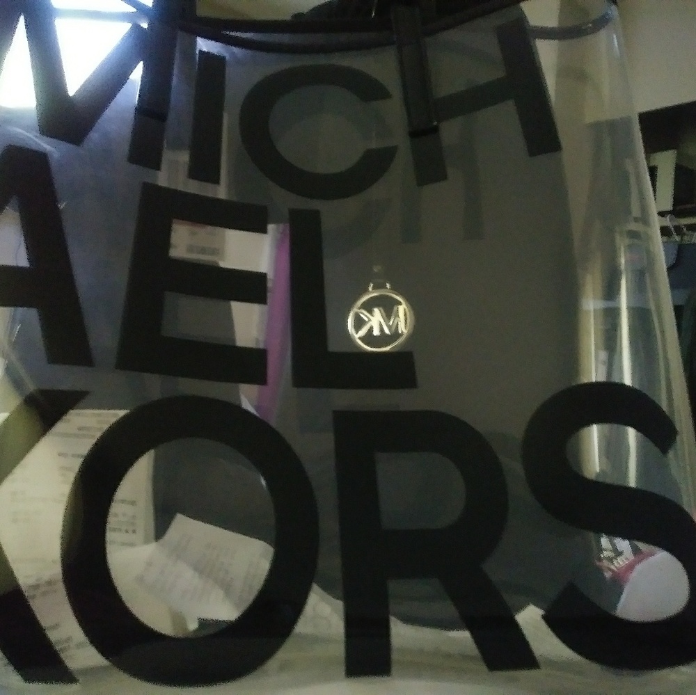 Bnwt Mk Tote - image 1